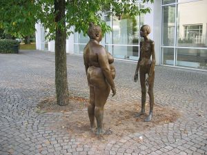 "The sculpture Bronskvinnorna (The women of bronze) outside of the art museum (Konsthallen), Växjö. The sculpture is a work by Marianne Lindberg De Geer. Its display of one anorectic and one obese woman is a demonstration against modern society's obsession with how we look. "